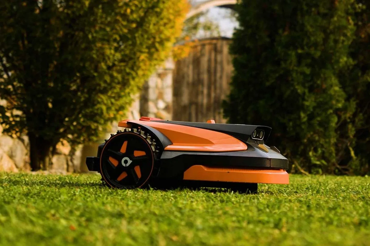 Masina automata de tuns iarba Villager QUIX Oculus 500