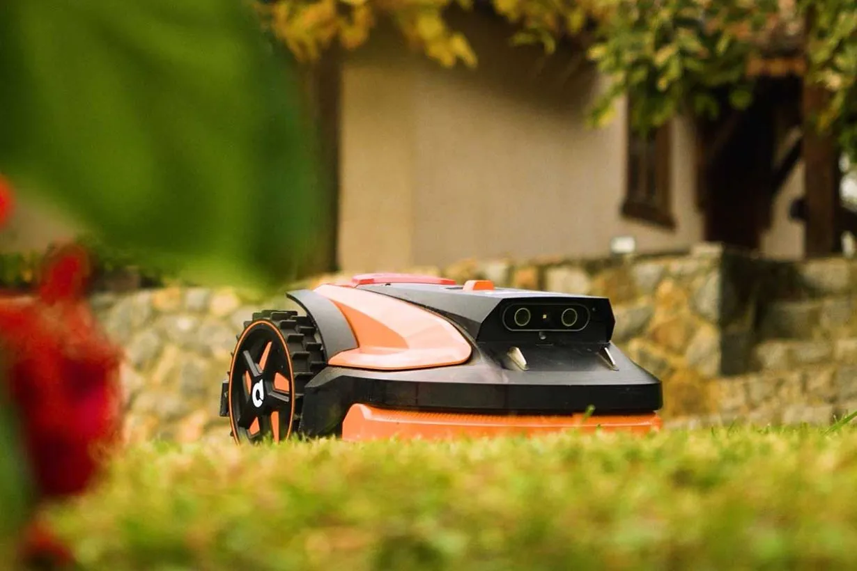 Masina automata de tuns iarba Villager QUIX Oculus 500