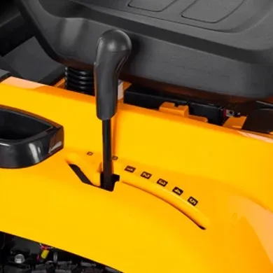 Tractor de tuns iarba Stiga Estate 384 M ST350