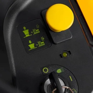 Tractor de tuns iarba Stiga Estate 384 M ST350