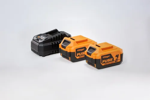 Зарядное устройство FUSE 18V 4,5A + набор аккамуляторов 2 x 4.0Ah