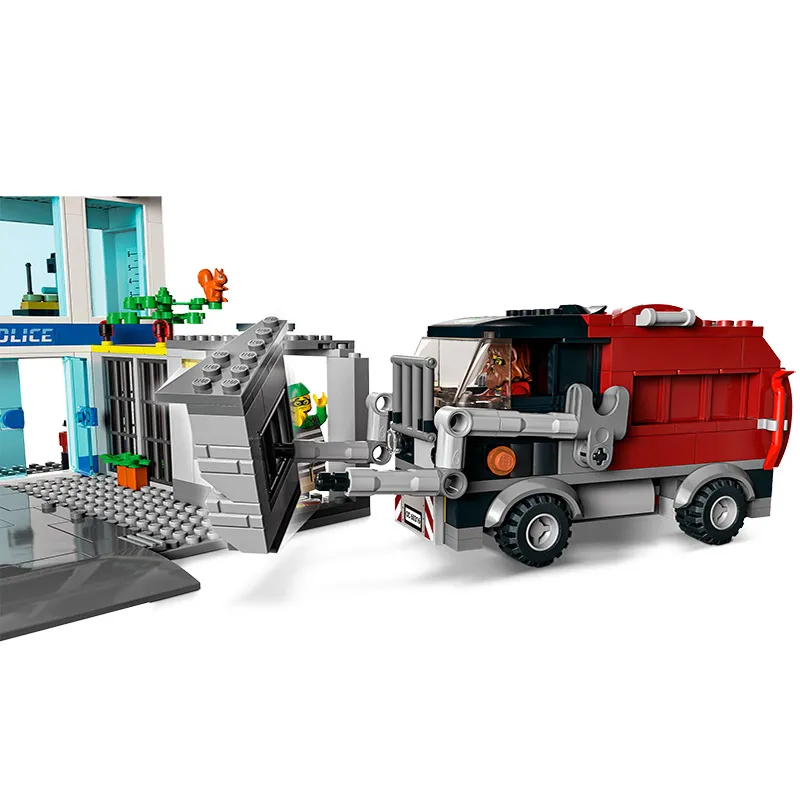 Constructor LEGO 60316, 6+