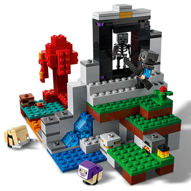 Constructor LEGO 21172, 8+