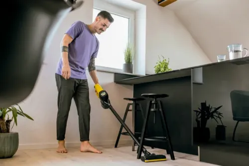 Вертикальный Пылесос Karcher VC 4, Желтый | Черный