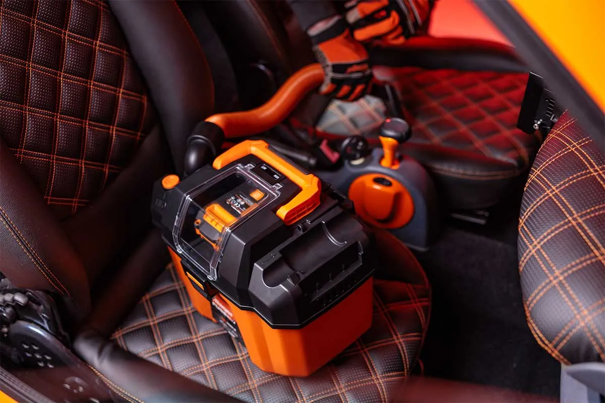 Бесщеточный пылесос на аккумуляторе Villager FUSE VVC 1020B — 12