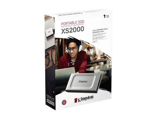 1.0TB Kingston Portable SSD XS2000 Silver, USB-C 3.2 (69.5x32.6x13.5mm, 28.9g, R/W:2K/2K MB/s)