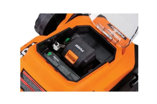 Аккумуляторная газонокосилка Villager FUSE VILLY 2020E-1BCB
