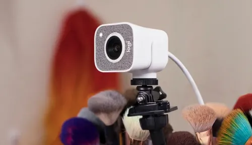 Cameră Web Logitech StreamCam, Full-HD 1080P, Alb
