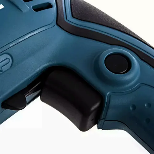 Masina de gaurit cu percutie Makita HP1631K 710W