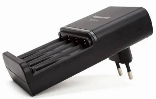 Încărcător Acumulatori Panasonic K-KJ55HCD40E, Negru