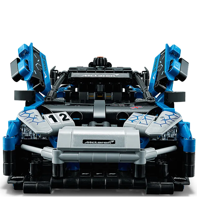 Constructor LEGO 42123, 10+