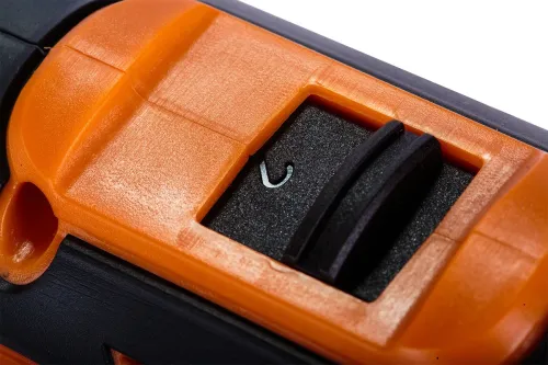 Masina de insurubat pe acumulator FUSE VLN 3220 (Fara acumulator si incaractor in set)