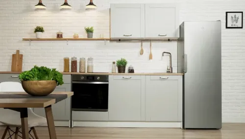 Морозильник Indesit DFZ 5175 S, Серебристый